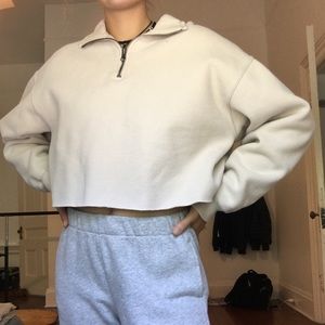 Eddie Bauer long sleeve cropped quarter zip